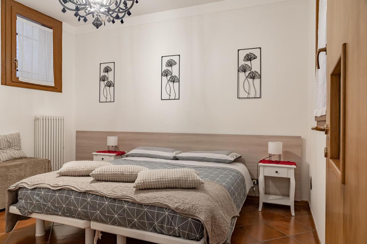 Villa [Ca' Latina] - Casa moderna in pieno centro con wifi veloce Treviso Esterno foto